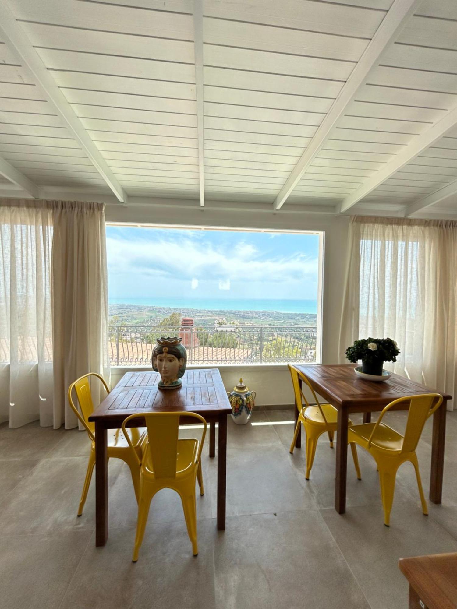 La Casa Di Pippo Flora Panzió Agrigento Kültér fotó