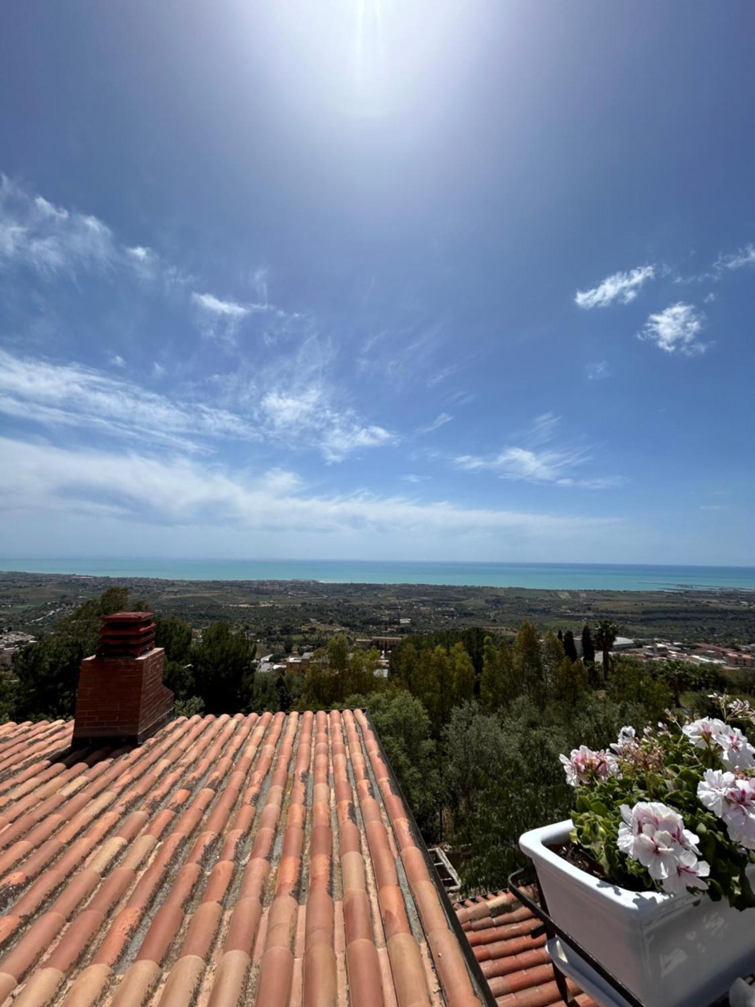 La Casa Di Pippo Flora Panzió Agrigento Kültér fotó